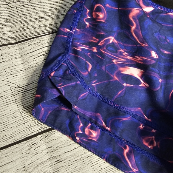 ATHLETIC shorts- vibrant! - Picture 3 of 10